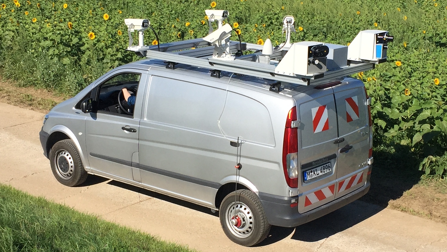 REDAR Messfahrzeug REDAR des Fraunhofer ITWM